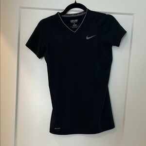 Nike Women's Black Short Sleeve Tee